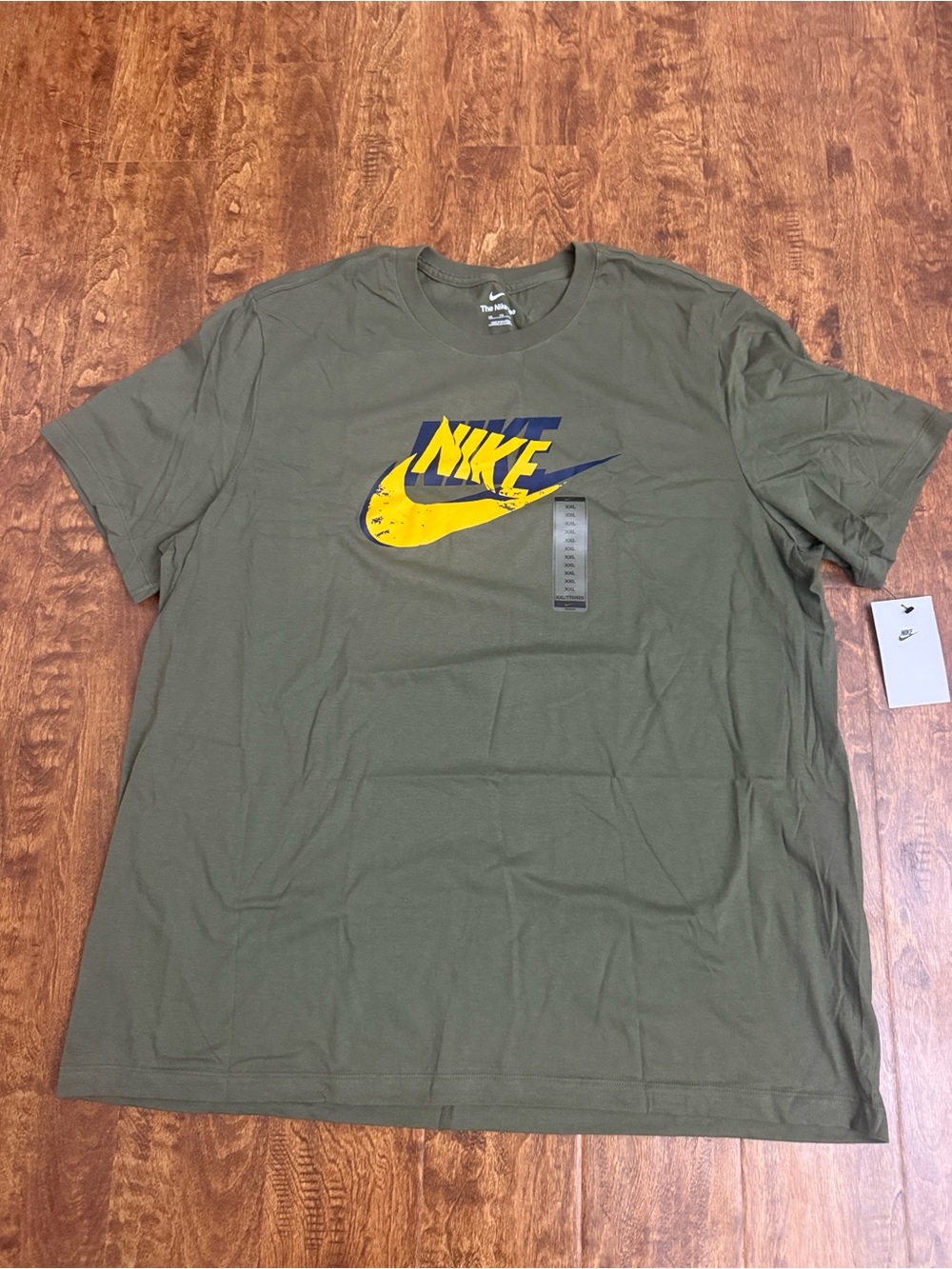 Nike Men's Olive Green Short Sleeve Tee with Yellow & Navy Logo Size XXL